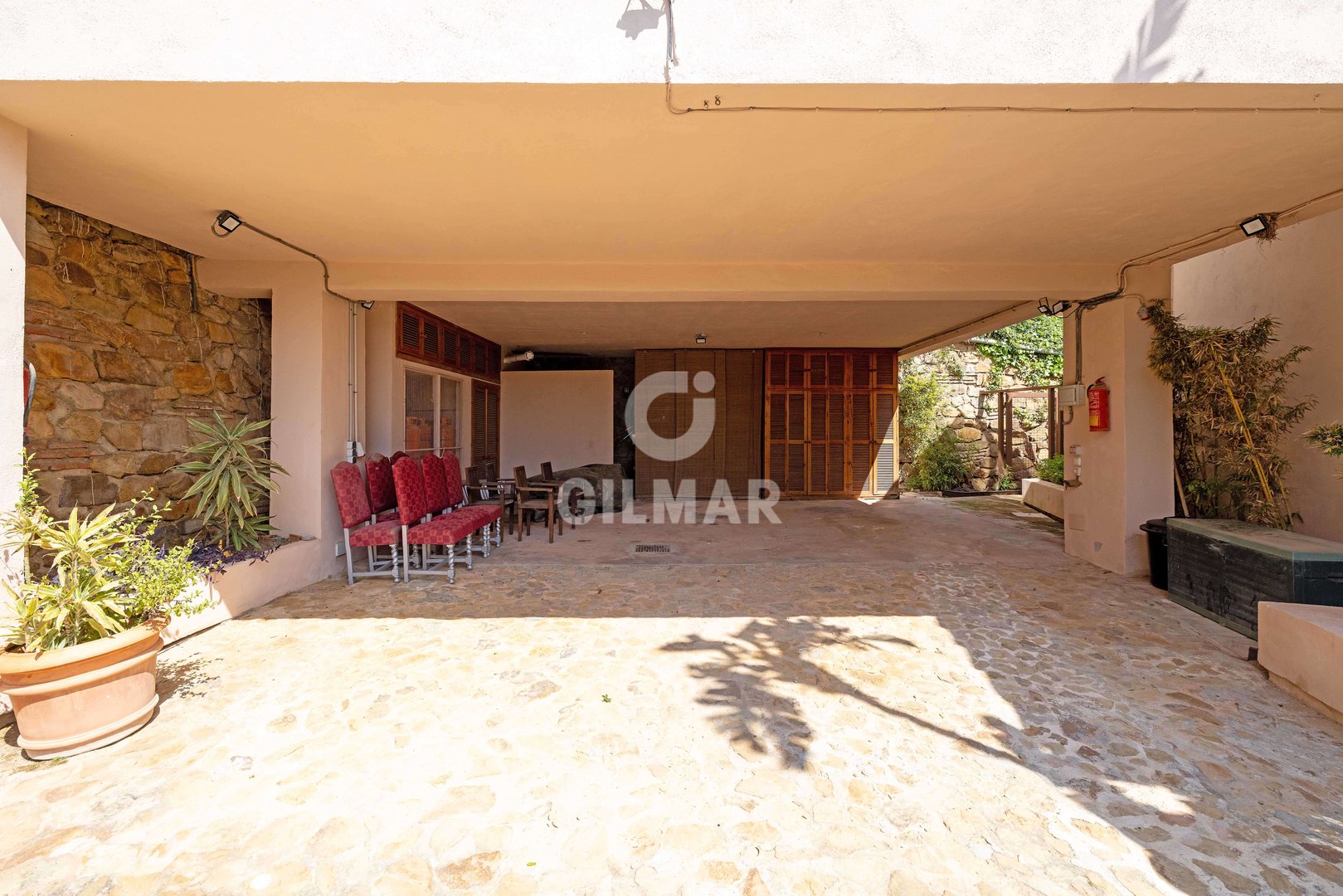 Casa de 400 m² en Luque