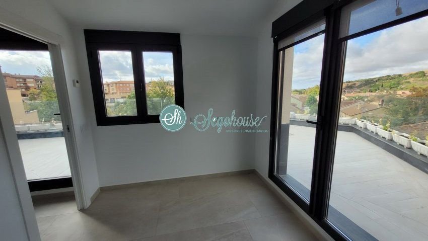 Piso de 200 m² en Segovia