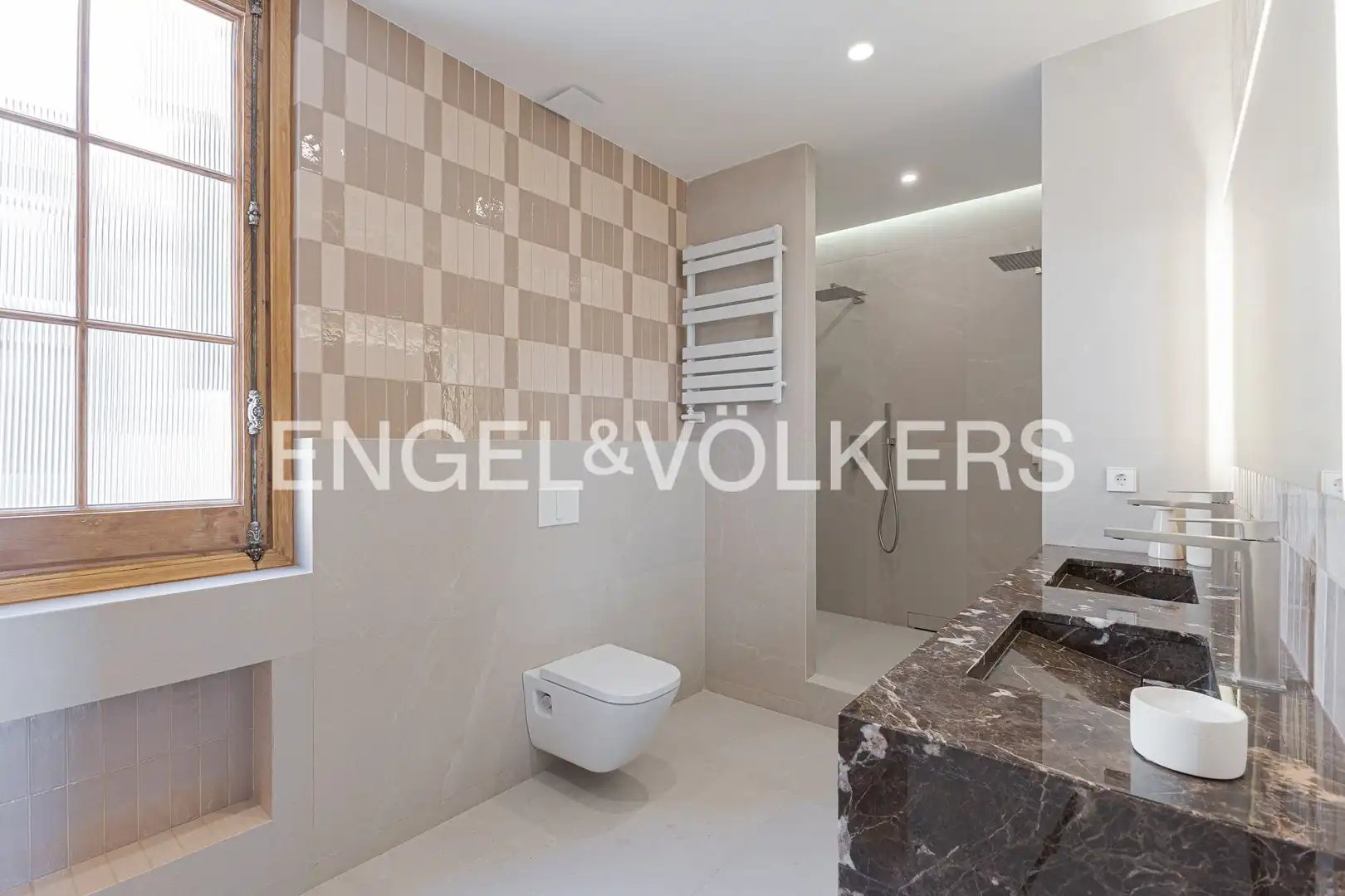 Wohnung 228 m² in Barcelona