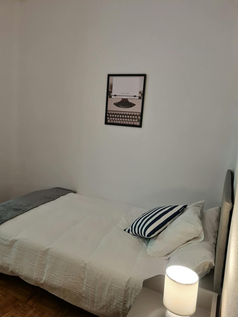 Habitació de lloguer, Madrid