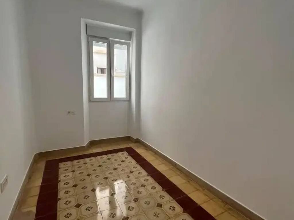 Piso de 150 m² en Granada