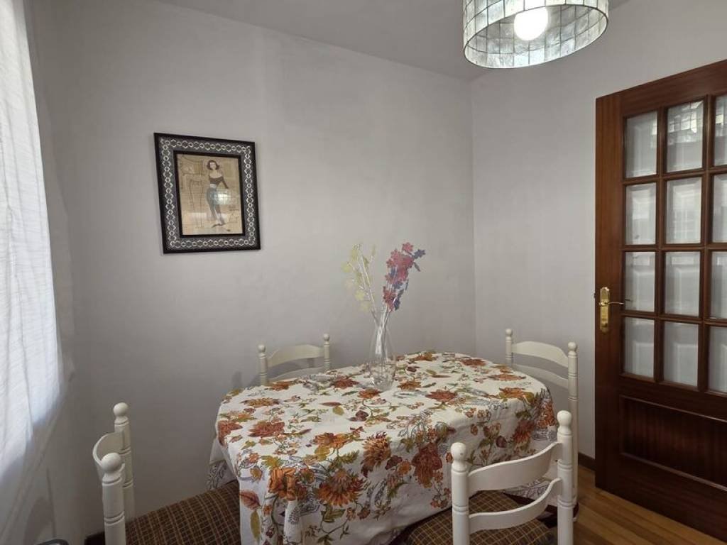 Piso de 105 m² en Ames