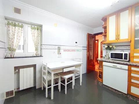 Piso de 95 m² en Oviedo