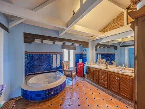 Casa de 438 m² en Marbella