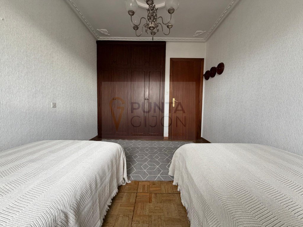 Piso de 120 m² en Gijón