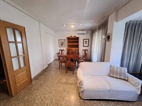 Wohnung 113 m² in Valencia