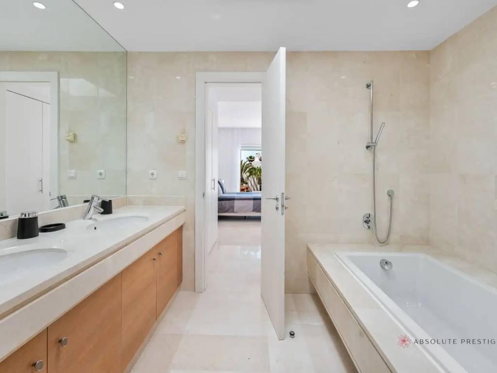 Piso de 120 m² en Estepona