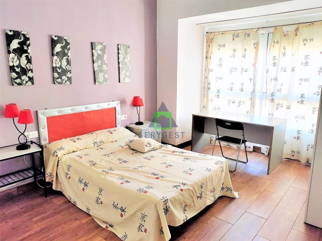 Habitación 90 m², Ourense