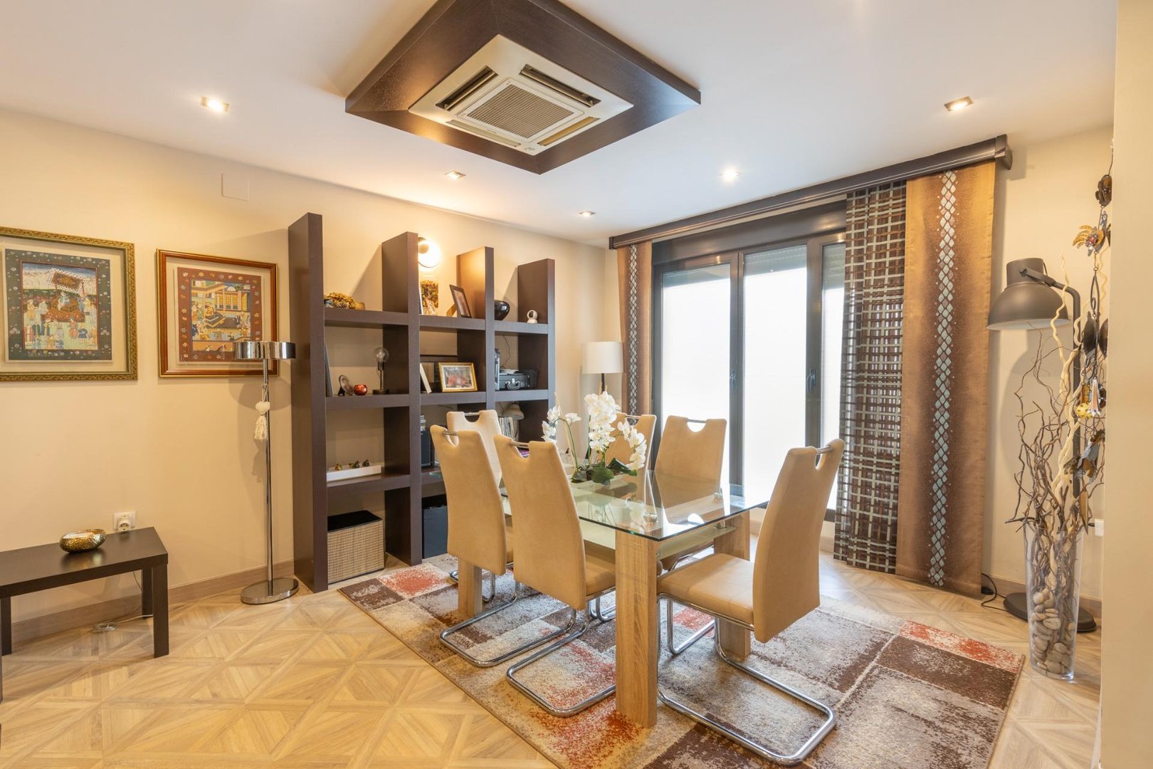 Piso de 250 m² en Granada