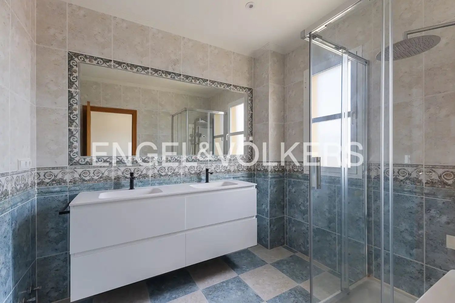 Casa de 250 m² a Riba-roja de Túria
