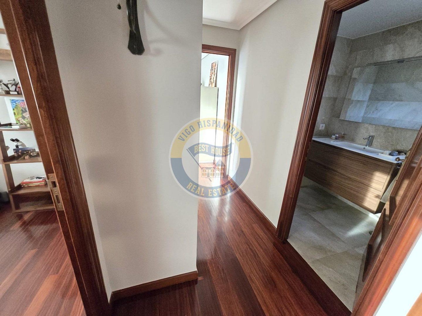 Flat 100 m² in Vigo