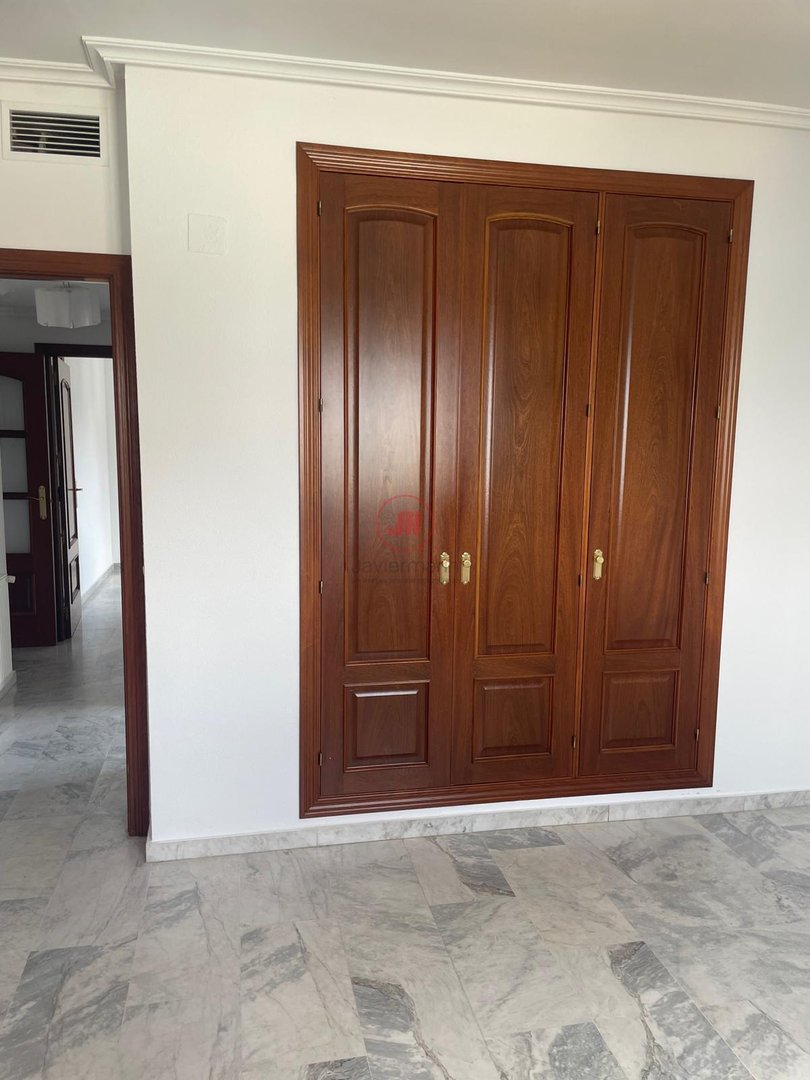 Piso de 90 m² en Cáceres