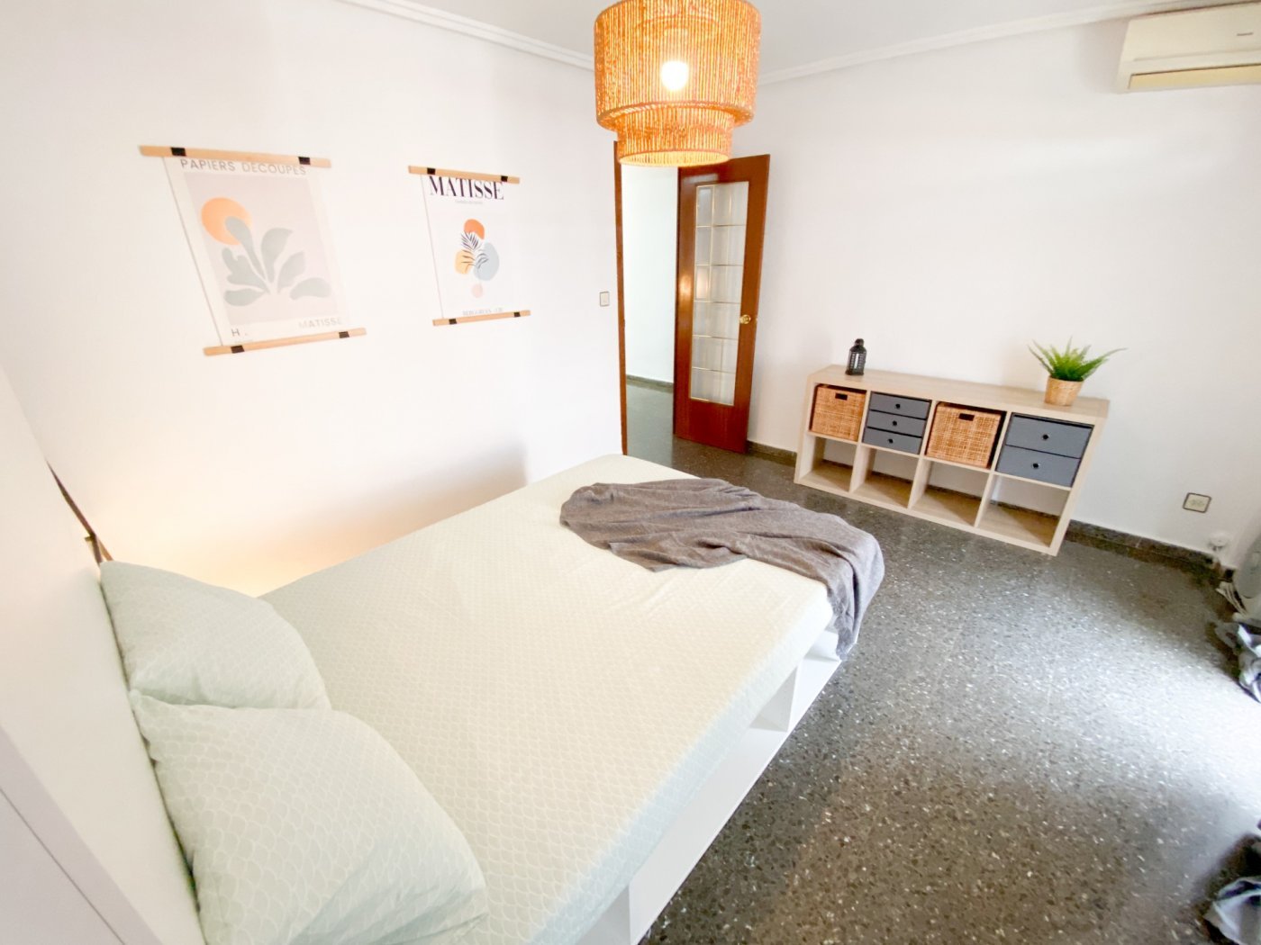 Chambre à louer, Valence