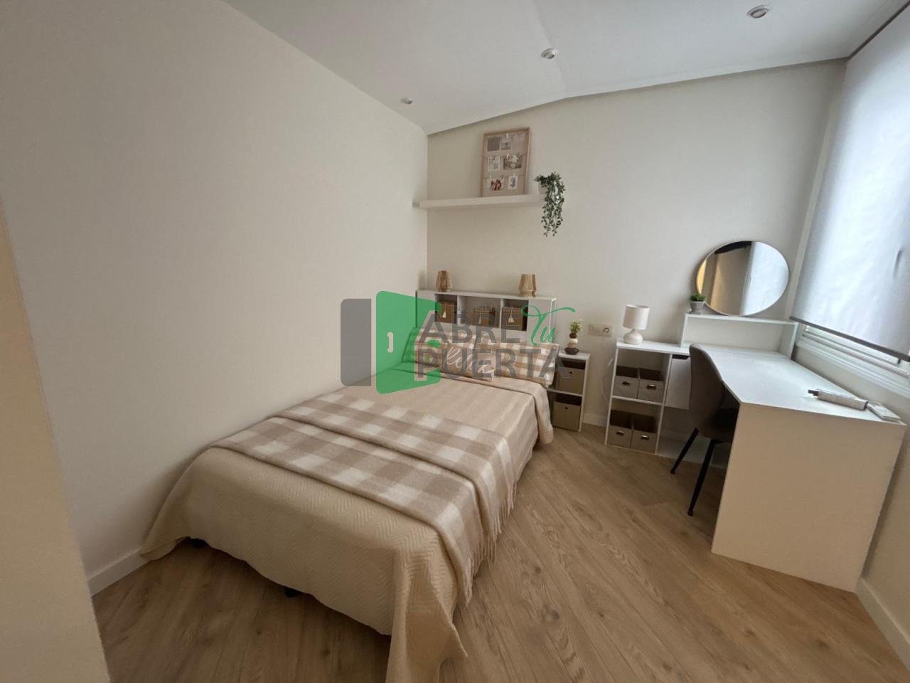 Habitación 150 m², Ourense