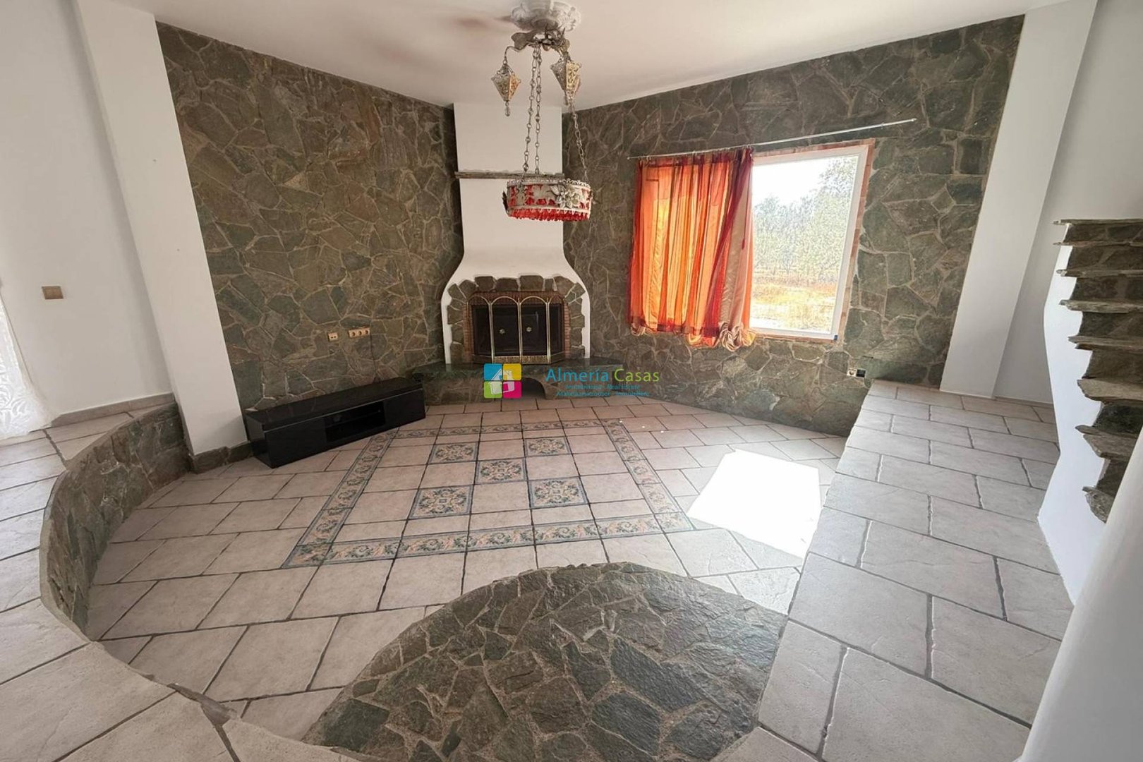 Piso de 300 m² en Albox