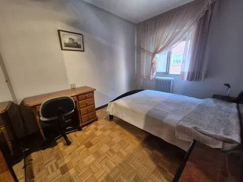 Pis de 110 m² a Àvila