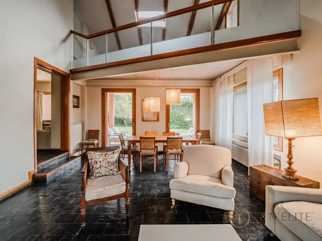 Casa de 330 m² en Algete