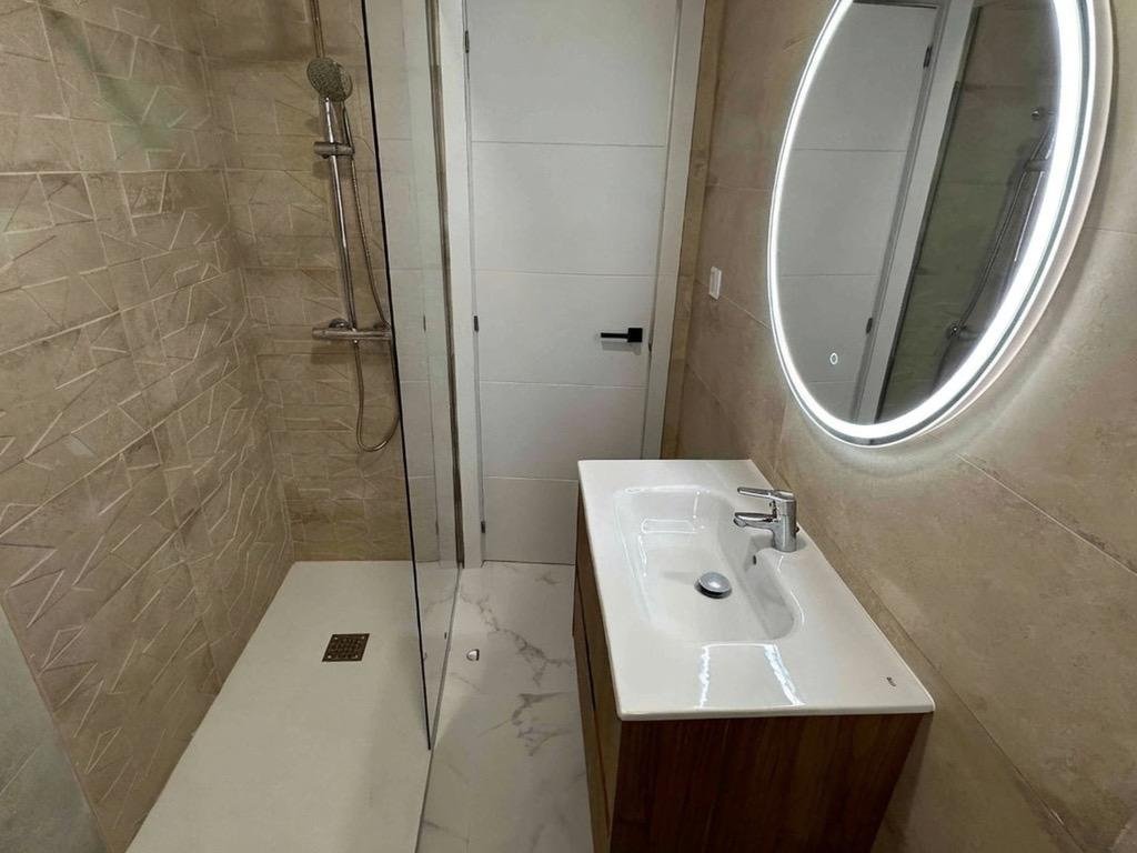 Wohnung 100 m² in Valencia