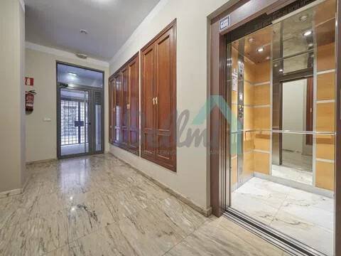 Piso de 73 m² en Oviedo