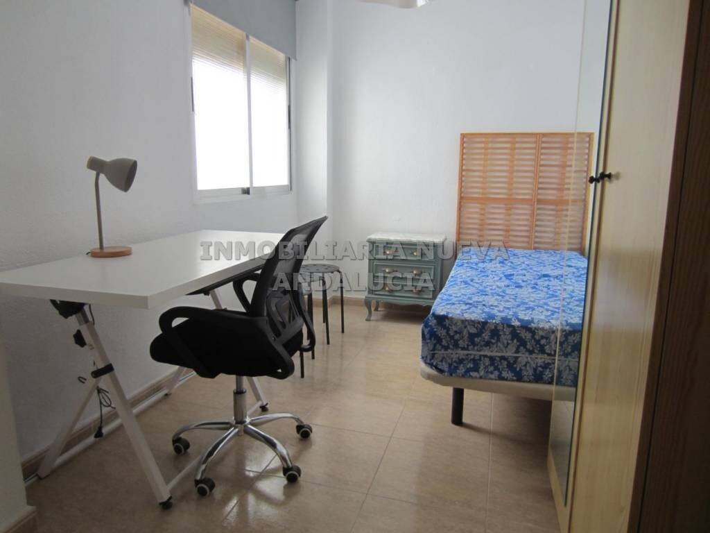 Piso de 81 m² en Almería