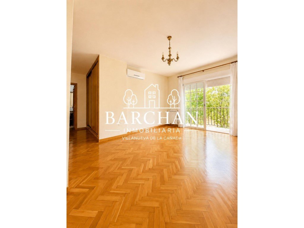 Casa de 300 m² a Villanueva de la Cañada