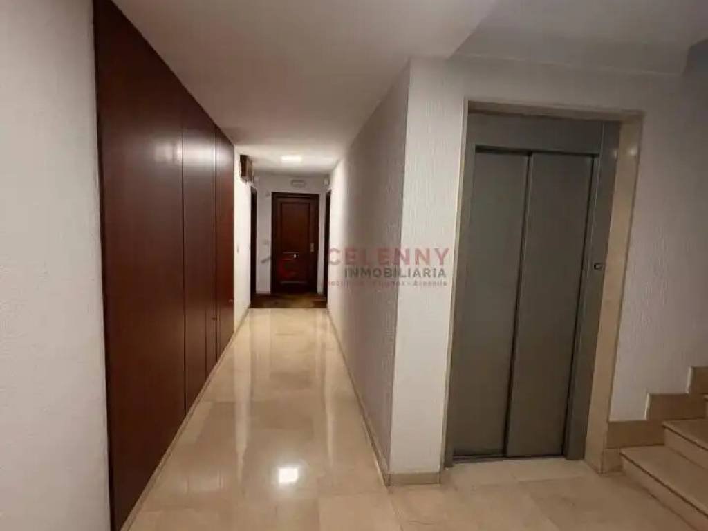 Piso de 90 m² en Ourense