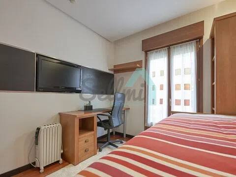 Piso de 74 m² en Gijón
