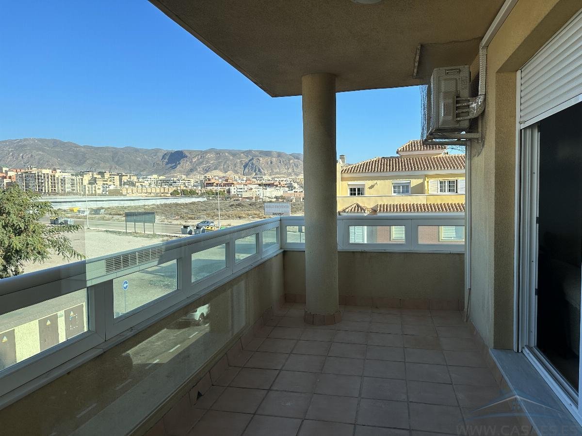 Piso de 65 m² en Roquetas de Mar