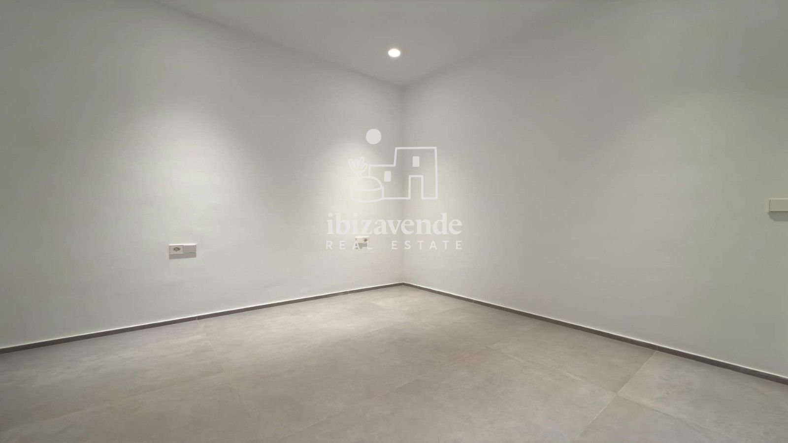 Дом 595 м² в Santa Eulària des Riu