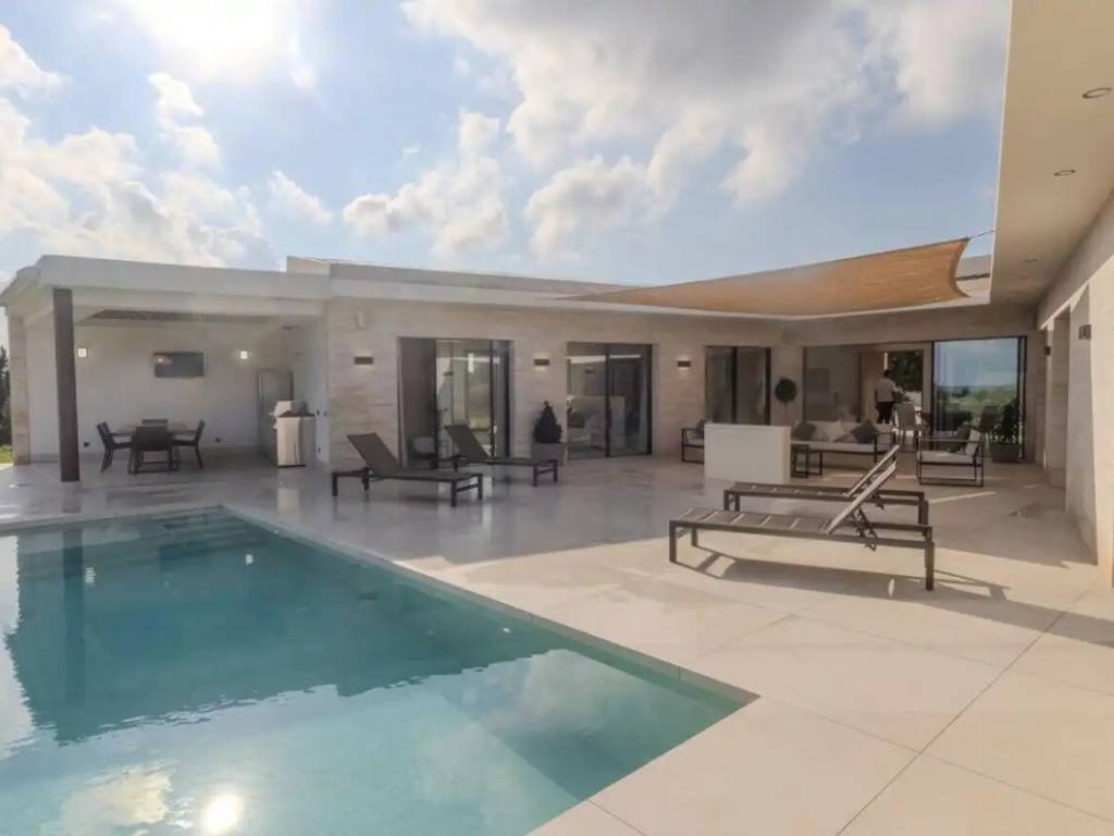 Casa de 260 m² en Muro