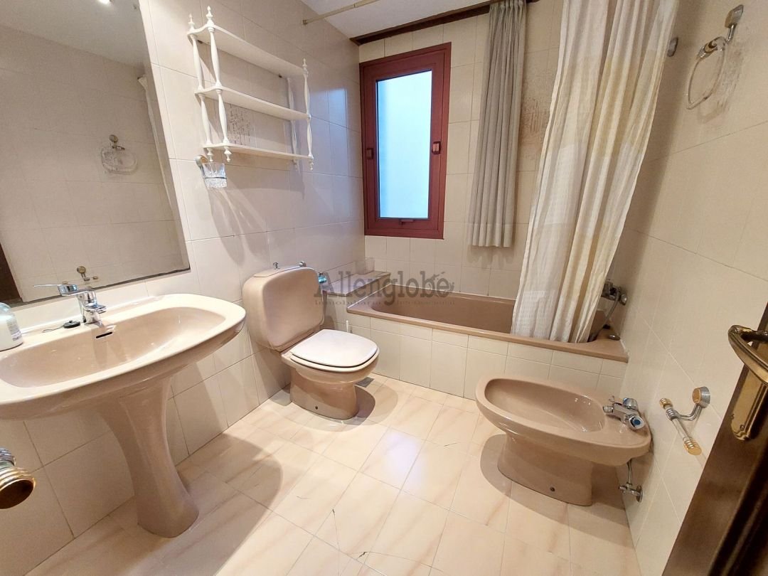 Piso de 120 m² en Oviedo