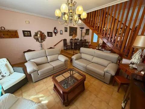 Casa de 200 m² a Torrevella