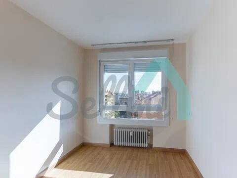 Piso de 125 m² en Oviedo