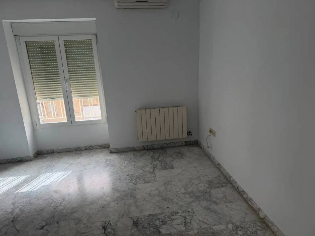 Piso de 130 m² en Granada