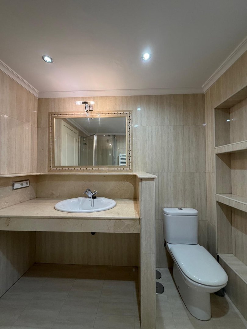 Piso de 86 m² en Toreno
