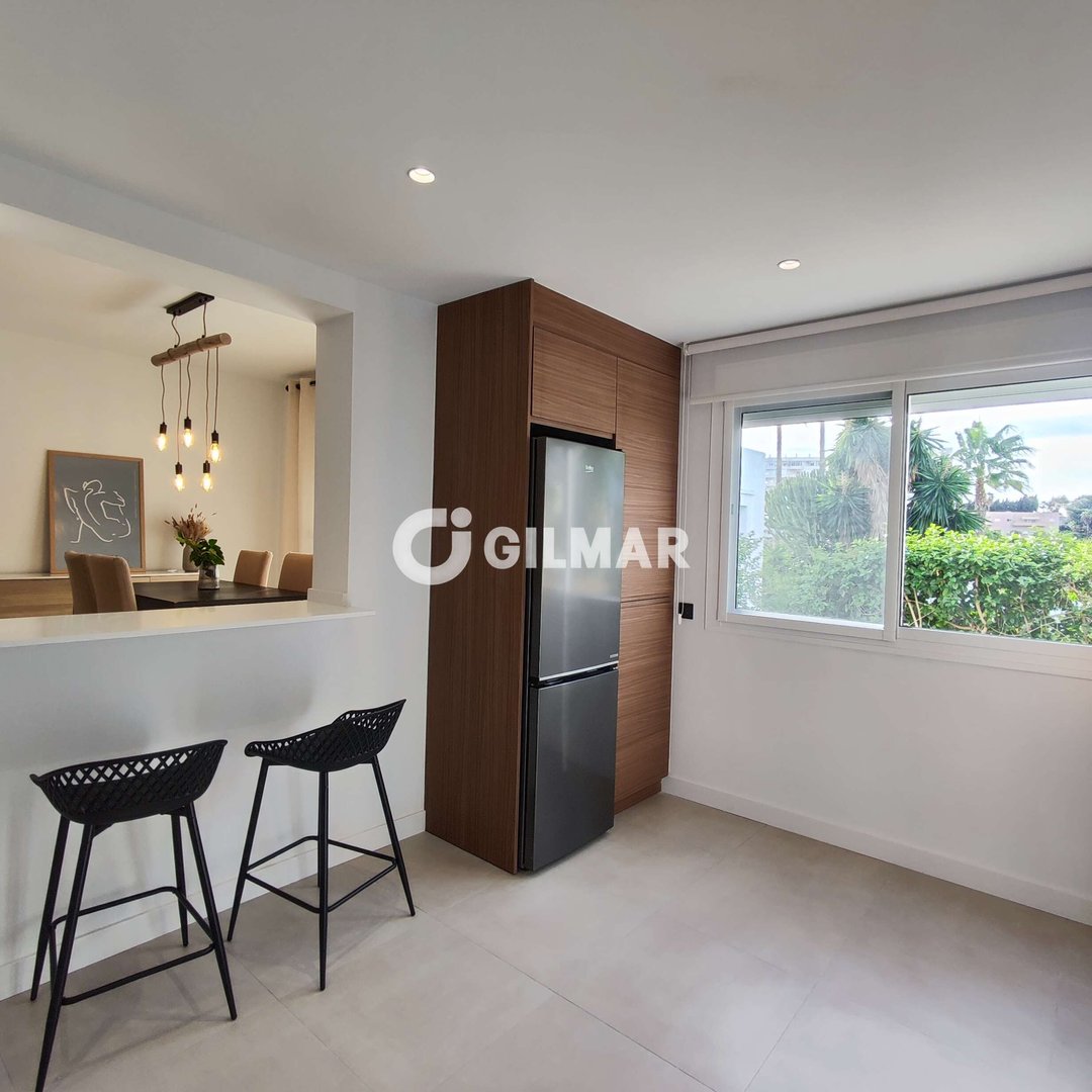 Casa de 220 m² en Estepona