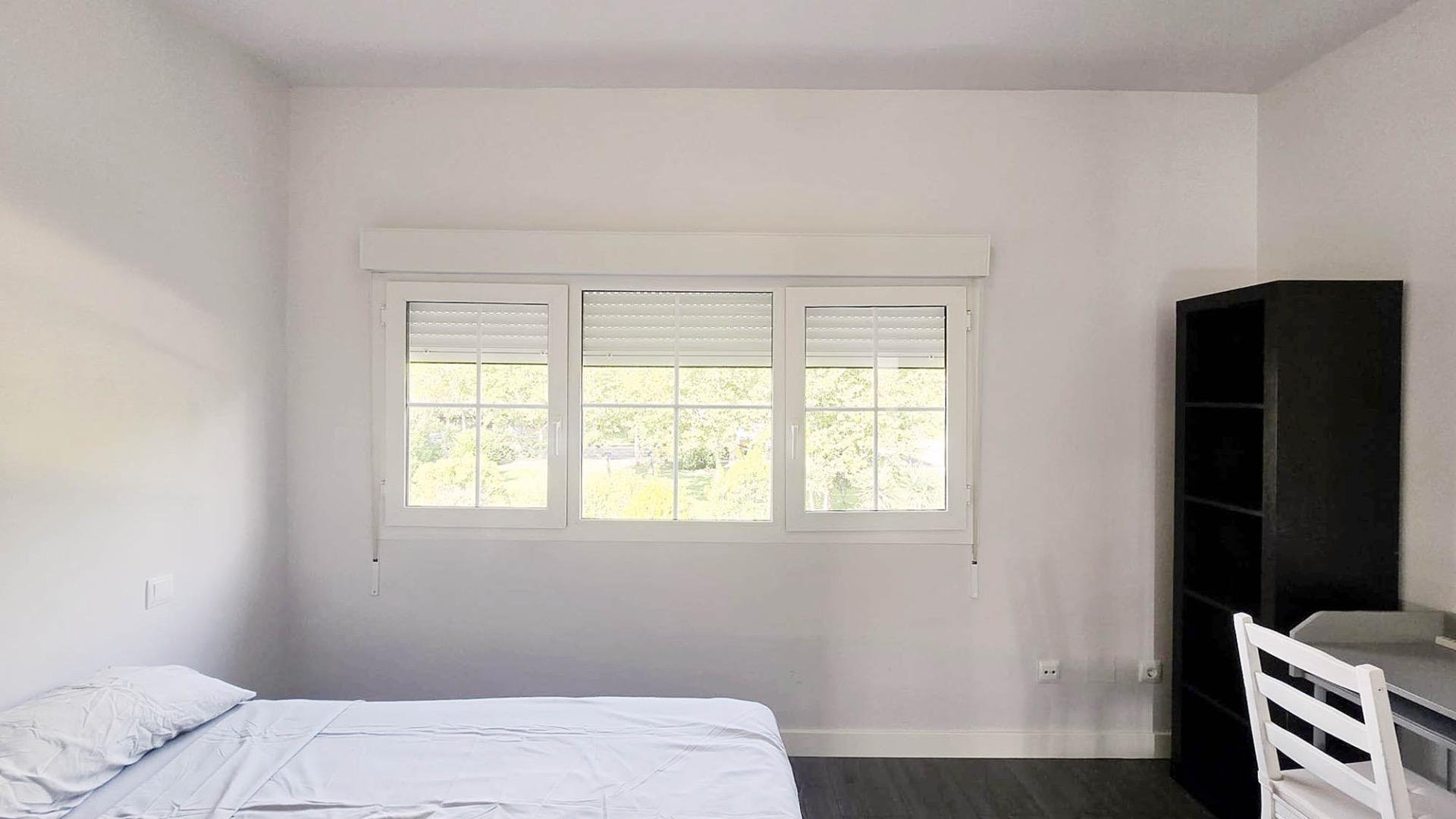 Zimmer 250 m², Villanueva de la Cañada