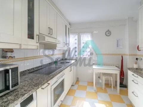 Piso de 92 m² en Oviedo