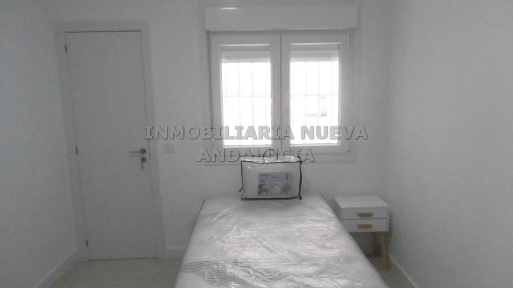 Piso de 90 m² en Almería