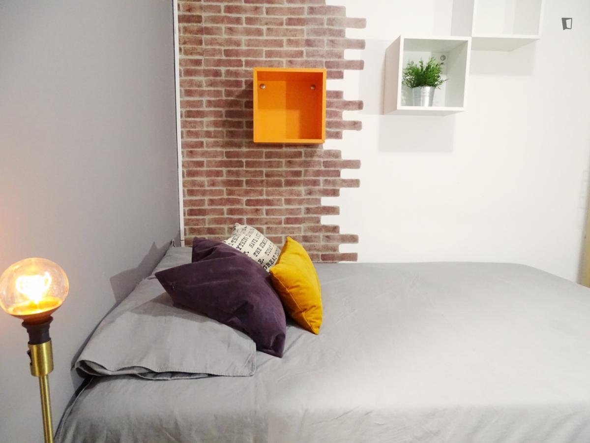Room for rent, Barcelona