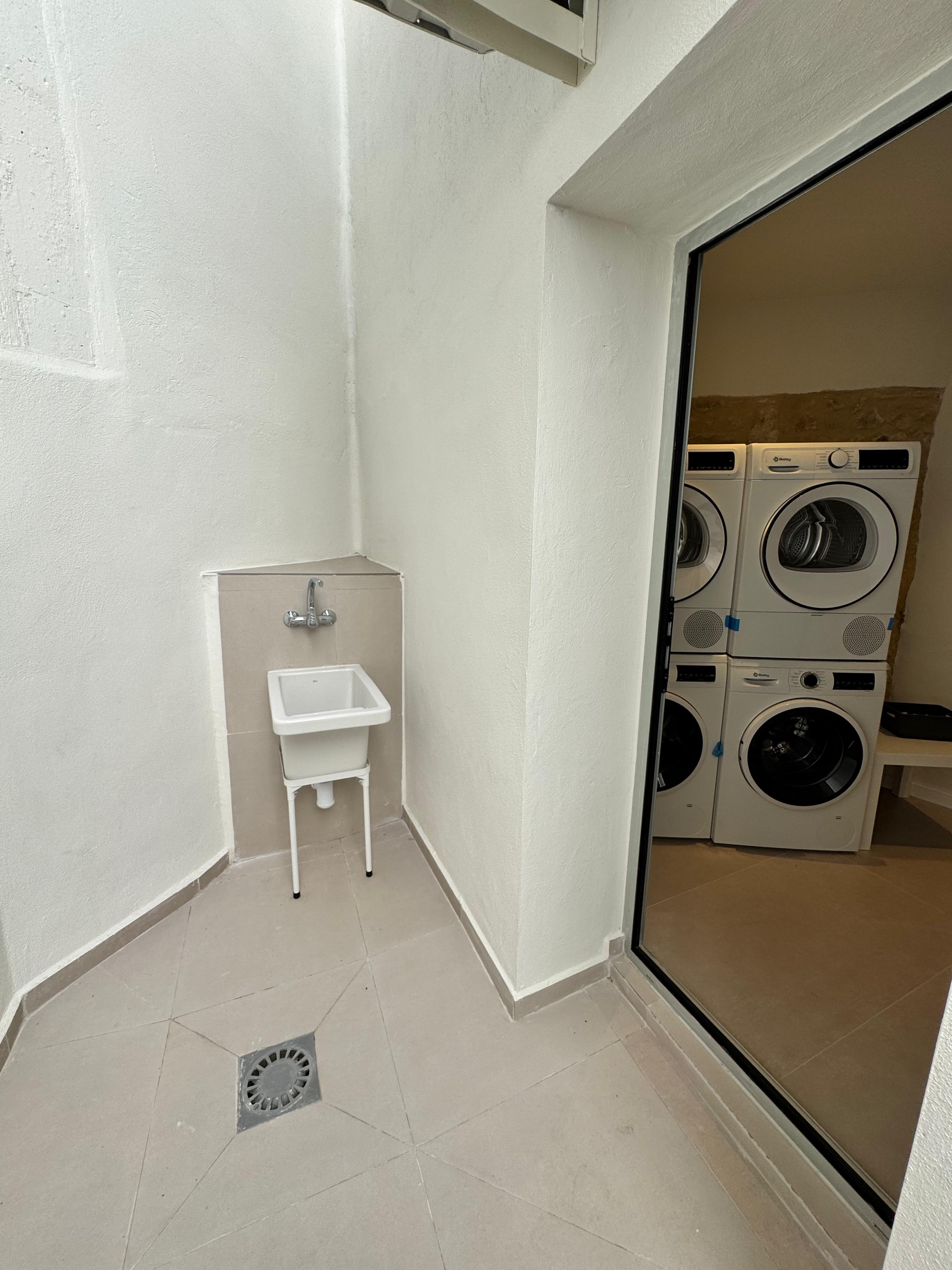 Habitación 300 m², Valencia