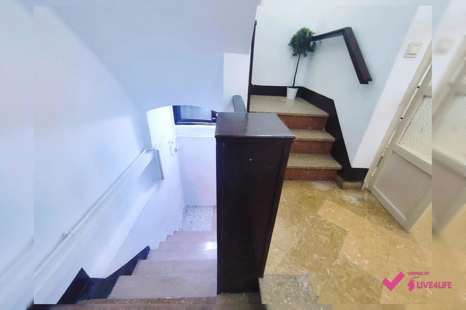 Habitación 310 m², Granada