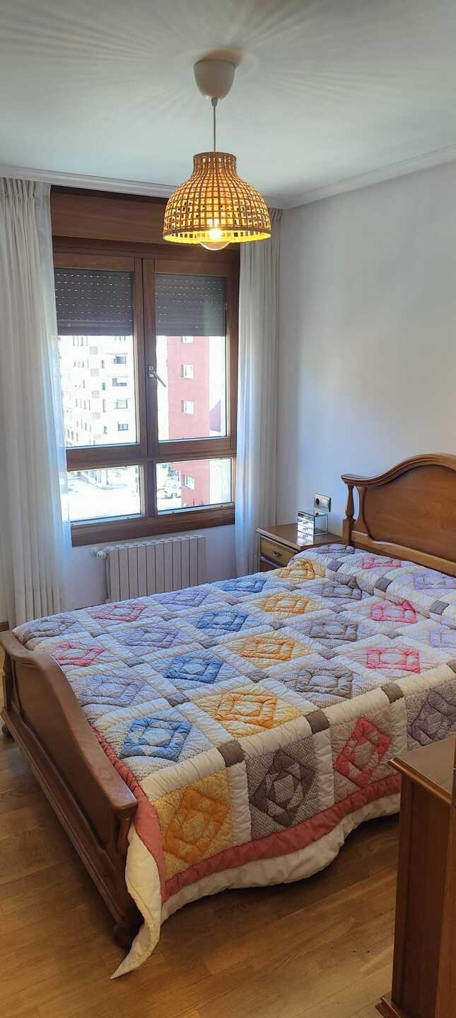 Piso de 82 m² en Oviedo