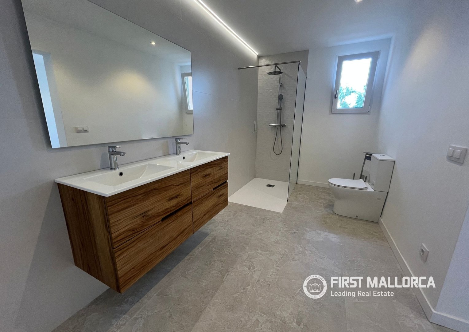 Pis de 280 m² a Lloret de Vistalegre