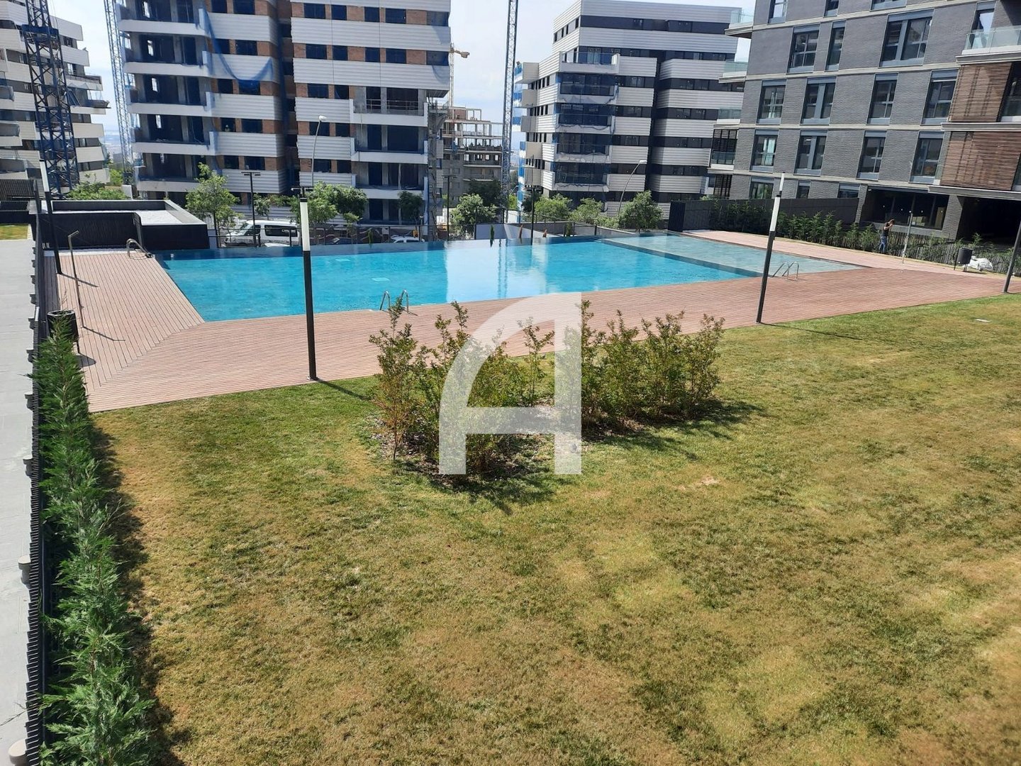 Wohnung 130 m² in Esplugues de Llobregat