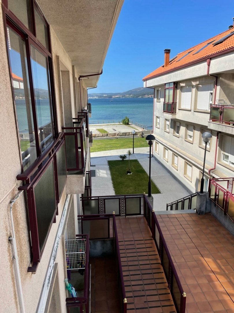 Piso de 95 m² en Boiro