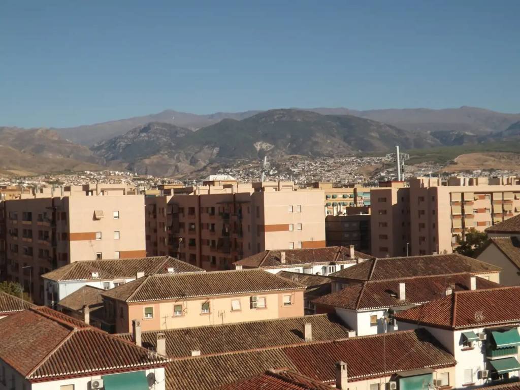 Piso de 80 m² en Granada