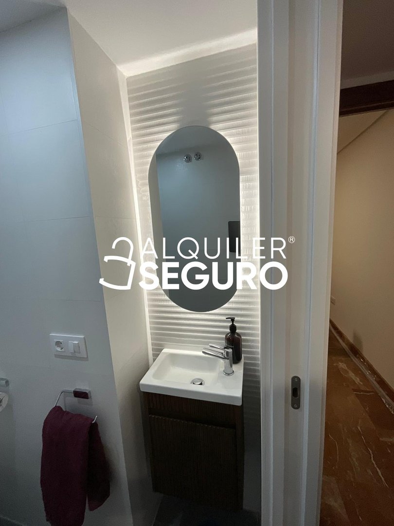 Piso de 90 m² en Sevilla