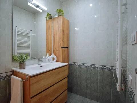 Habitación 140 m², Lérida