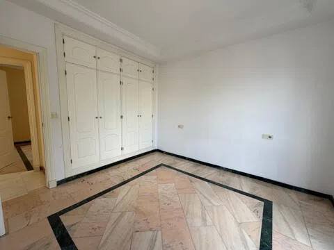 Piso de 80 m² en Tomares